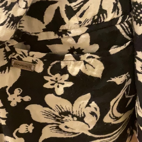 O’Neill blue/white SZ 10 woman’s waterfall open floral lined jacket pockets - Picture 6 of 12